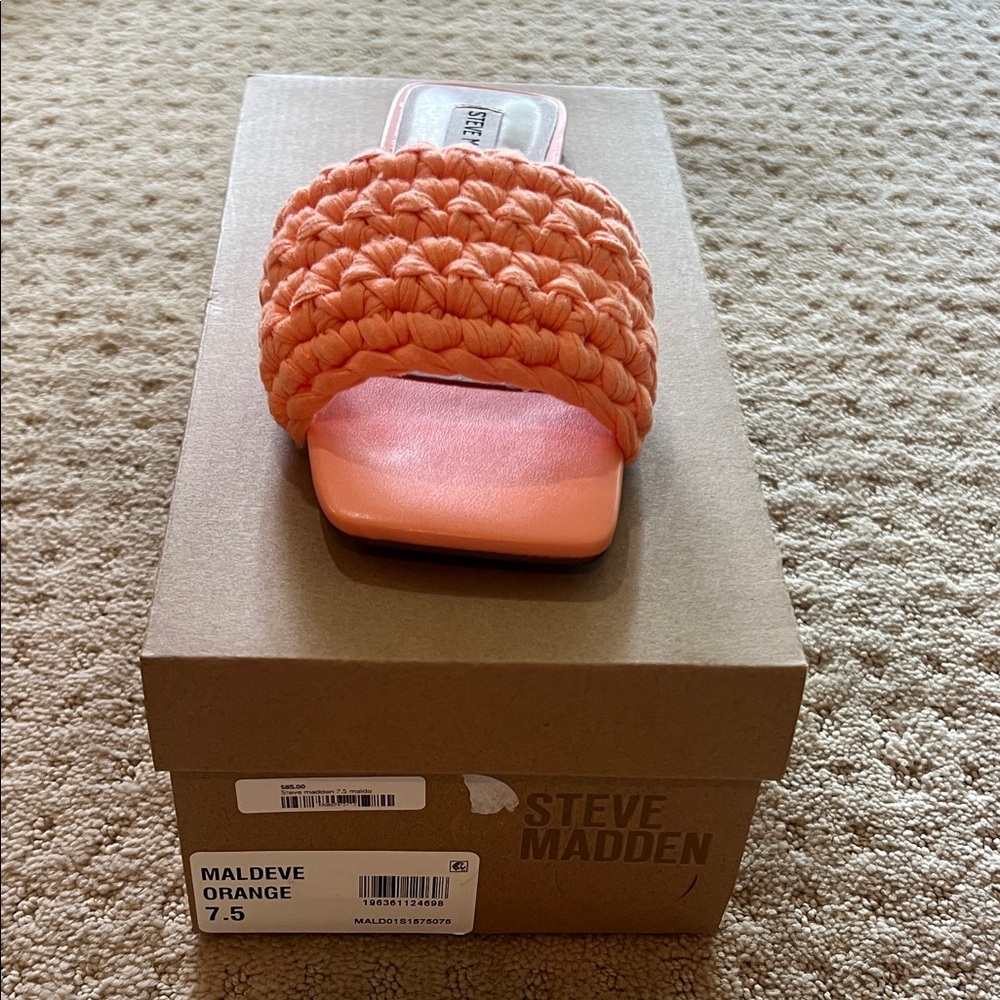 Steve Madden Coral Woven Slide Sandals